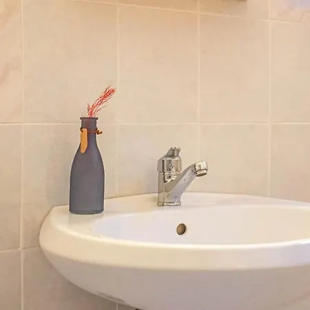 Blue Maraci 4 - Beach Access, Simple Room Himare Exterior photo